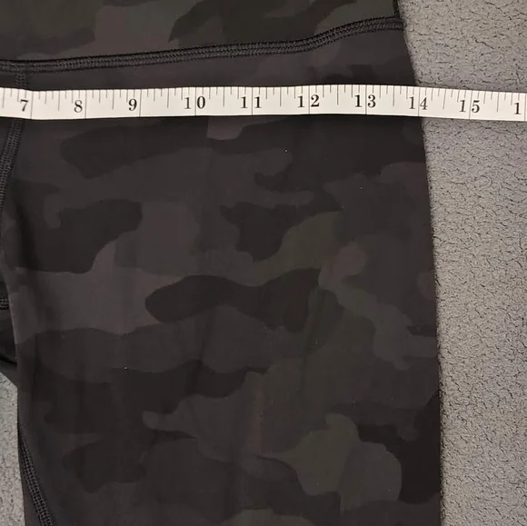 Lululemon Wunder Under High-Rise Crop 31" Full On Luxtreme Leggings Black Camo 6 - Picture 3 of 7